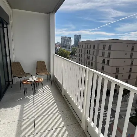 Citycentre With Free Parking Apartmán *