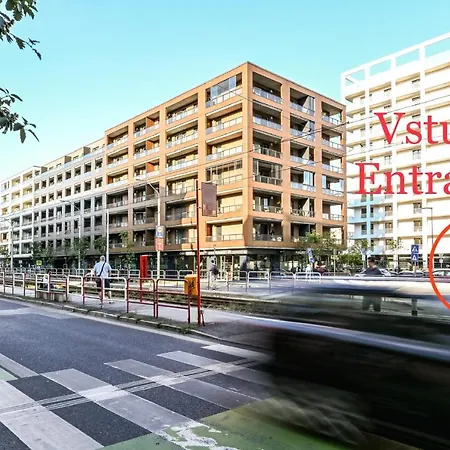 Citycentre With Free Parking * براتسيلافا